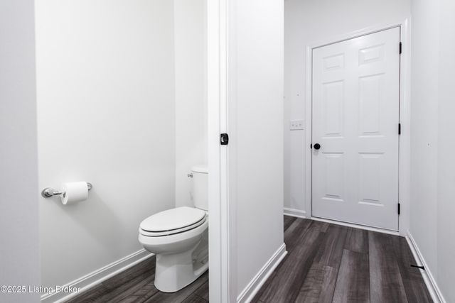 10029 Windcrest Farms Ln, Louisville, KY 40291