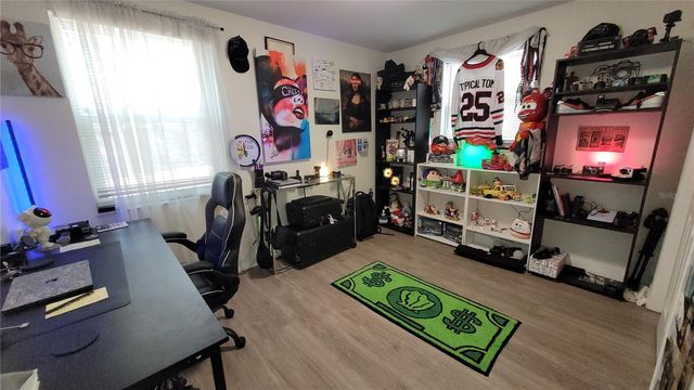 2028 N BETTY LANE, Clearwater, FL 33755