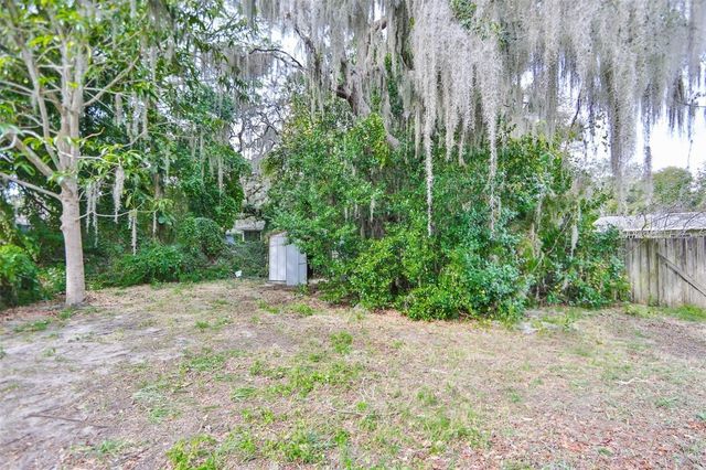 2028 N BETTY LANE, Clearwater, FL 33755