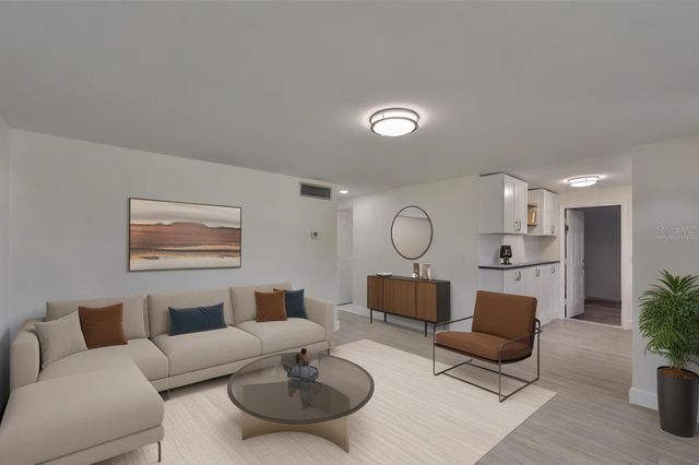 2028 N BETTY LANE, Clearwater, FL 33755