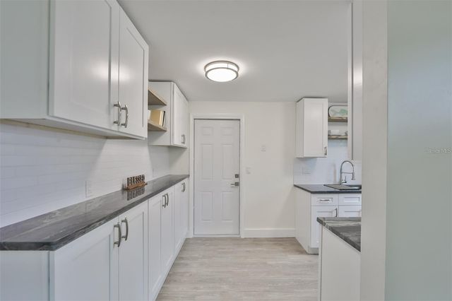 2028 N BETTY LANE, Clearwater, FL 33755