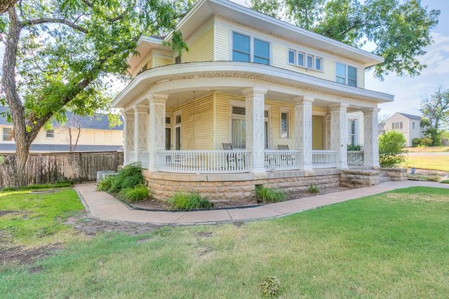 307 N 8th Street, Ballinger, TX 76821