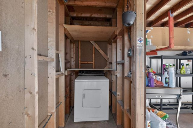 1230 Pitt Street NE, Albuquerque, NM 87112