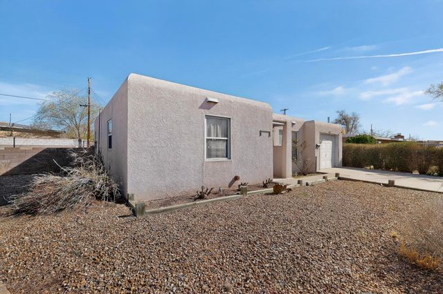 1230 Pitt Street NE, Albuquerque, NM 87112