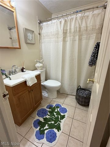 7421 Sierra Madre Trail, Youngstown, OH 44512