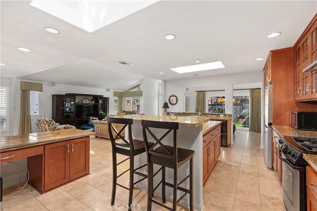 24851 Woodside, Lake Forest, CA 92630