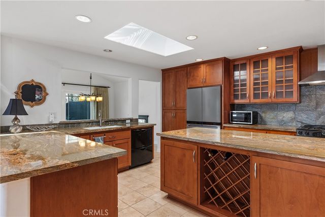 24851 Woodside, Lake Forest, CA 92630