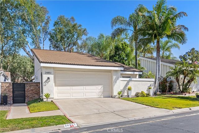 24851 Woodside, Lake Forest, CA 92630