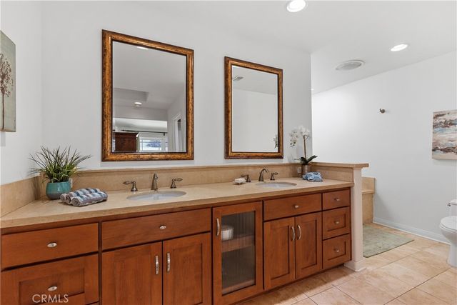 24851 Woodside, Lake Forest, CA 92630