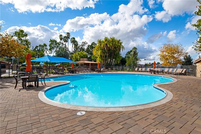 24851 Woodside, Lake Forest, CA 92630