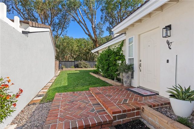 24851 Woodside, Lake Forest, CA 92630