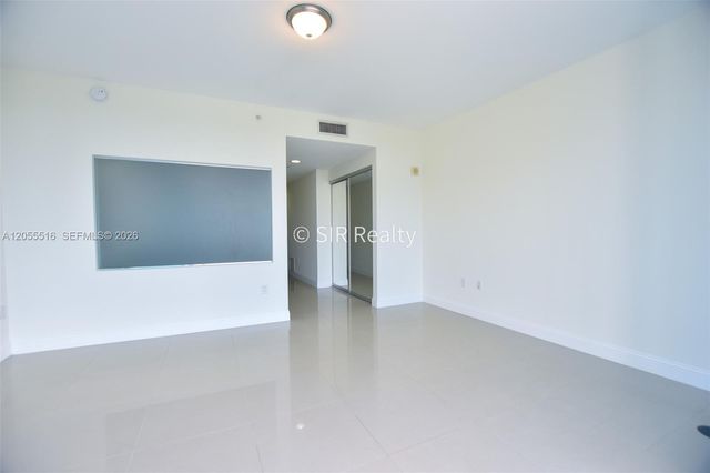 2950 NE 188th St 336, Aventura, FL 33180