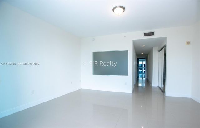 2950 NE 188th St 336, Aventura, FL 33180