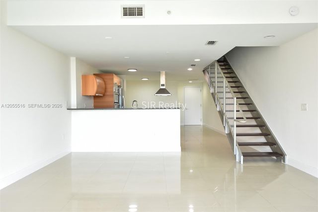 2950 NE 188th St 336, Aventura, FL 33180