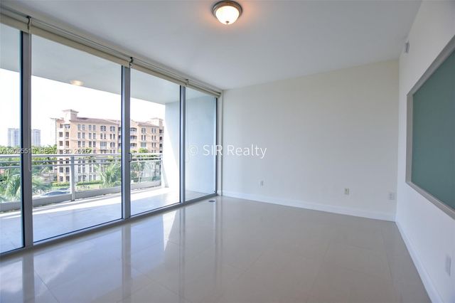 2950 NE 188th St 336, Aventura, FL 33180