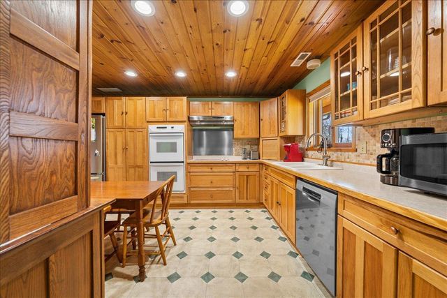 624 220th Avenue, Somerset, WI 54025