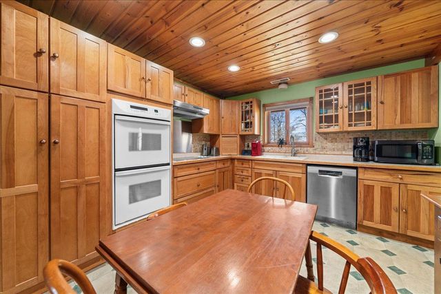 624 220th Avenue, Somerset, WI 54025