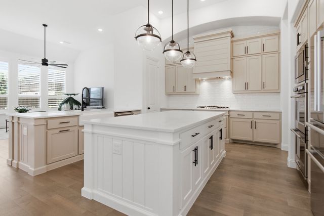 14213 Overlook Park Drive, Fort Worth, TX 76008