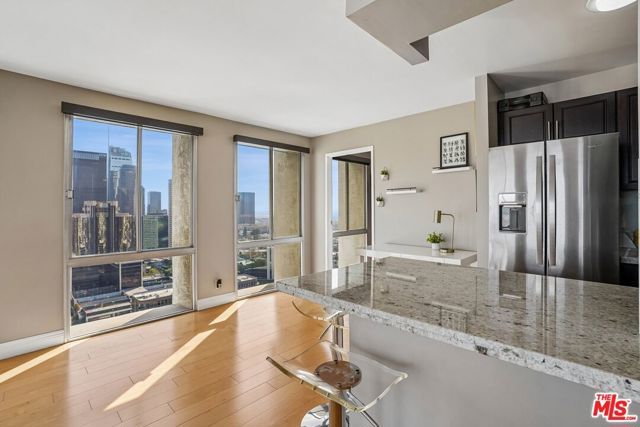 800 W 1st Street 2805, Los Angeles, CA 90012