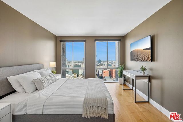 800 W 1st Street 2805, Los Angeles, CA 90012
