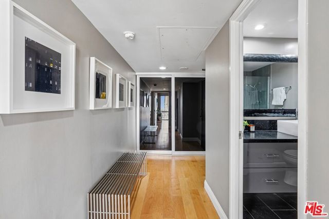 800 W 1st Street 2805, Los Angeles, CA 90012