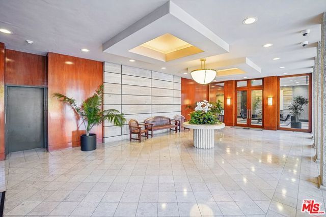 800 W 1st Street 2805, Los Angeles, CA 90012