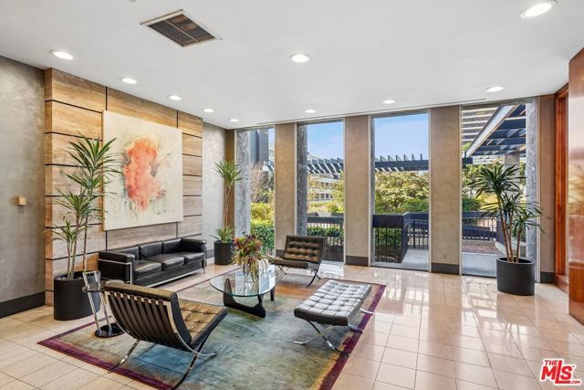 800 W 1st Street 2805, Los Angeles, CA 90012