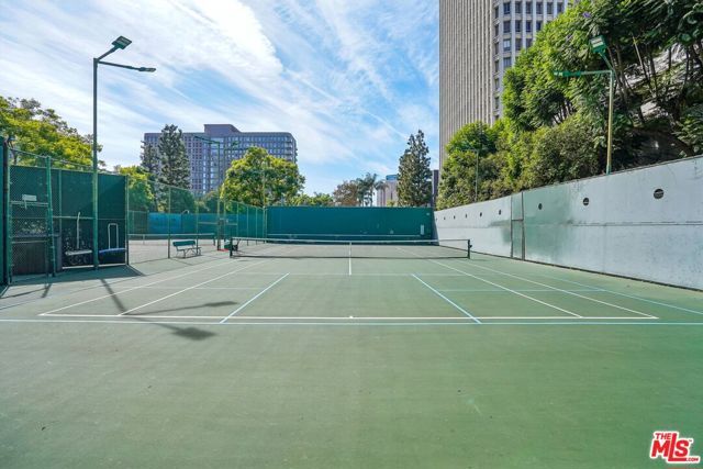 800 W 1st Street 2805, Los Angeles, CA 90012