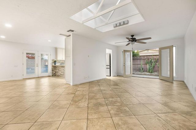 43255 Silktree Lane, Palm Desert, CA 92260