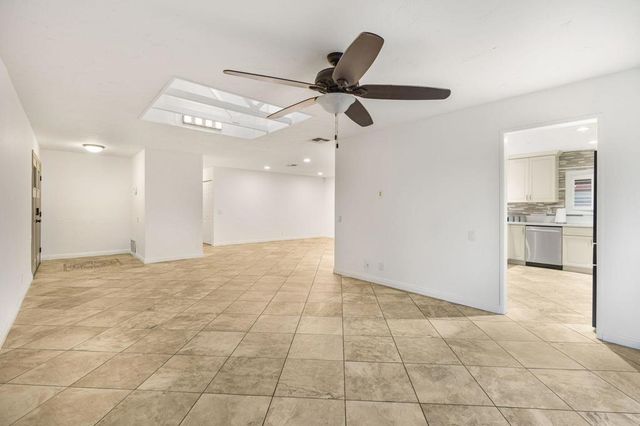 43255 Silktree Lane, Palm Desert, CA 92260