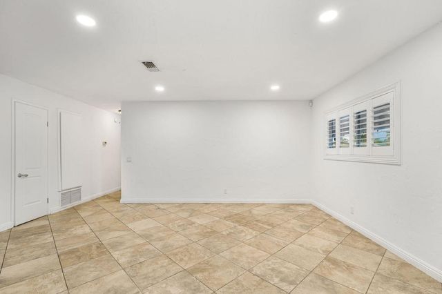 43255 Silktree Lane, Palm Desert, CA 92260