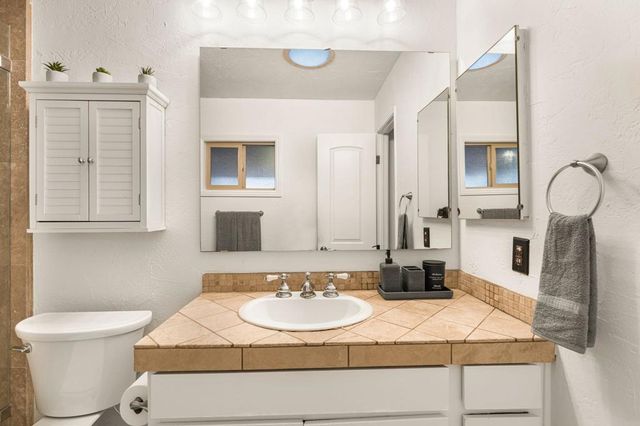 43255 Silktree Lane, Palm Desert, CA 92260