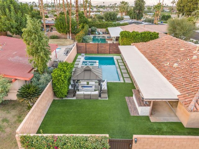 43255 Silktree Lane, Palm Desert, CA 92260