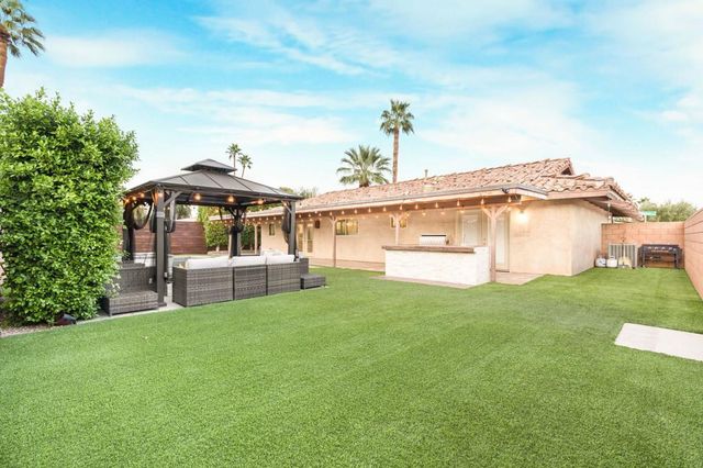 43255 Silktree Lane, Palm Desert, CA 92260