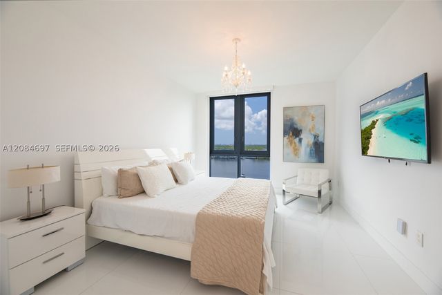17111 SE Biscayne Blvd 1110, North Miami Beach, FL 33160