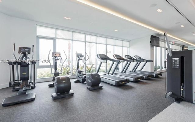 17111 SE Biscayne Blvd 1110, North Miami Beach, FL 33160