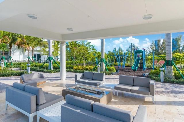 17111 SE Biscayne Blvd 1110, North Miami Beach, FL 33160