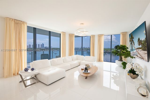 17111 SE Biscayne Blvd 1110, North Miami Beach, FL 33160