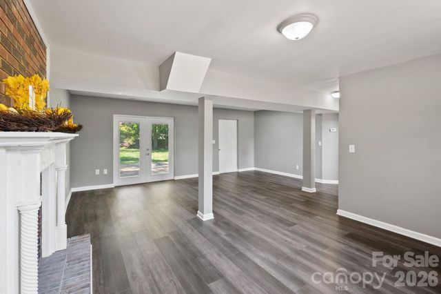 137 Hiram Road, Mooresville, NC 28117