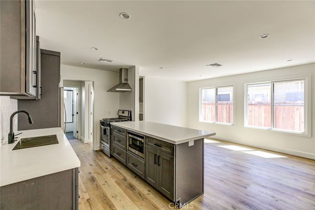 459 N Olive Street, Orange, CA 92866
