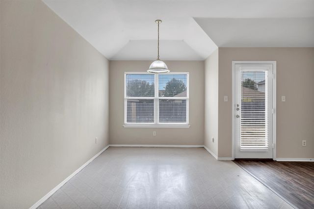 9641 Olivia Drive, Fort Worth, TX 76108