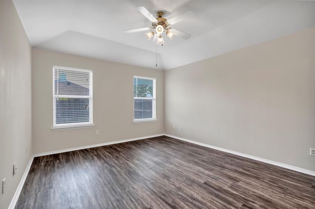 9641 Olivia Drive, Fort Worth, TX 76108