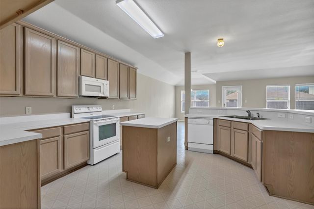 9641 Olivia Drive, Fort Worth, TX 76108