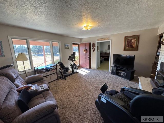 1417 N 1100 E, Shelley, ID 83274