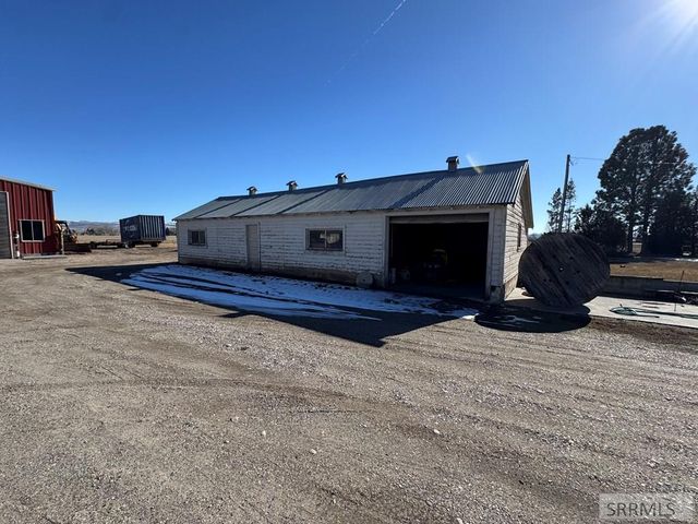 1417 N 1100 E, Shelley, ID 83274