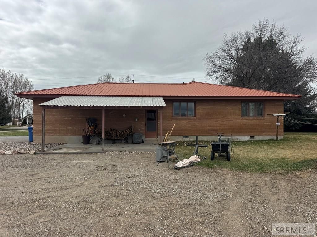 Image 13 of property listing at 1417 N 1100 E, Shelley, ID 83274