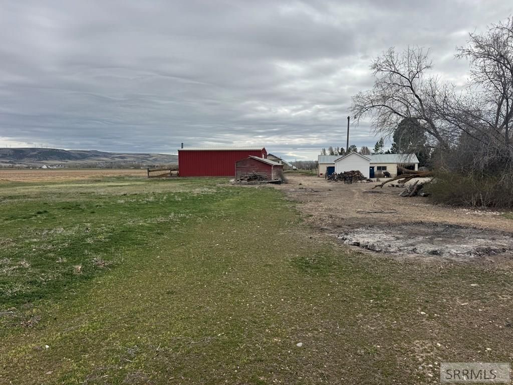 Image 18 of property listing at 1417 N 1100 E, Shelley, ID 83274