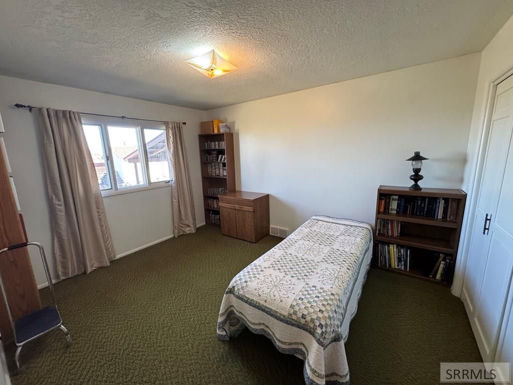 Image 41 of property listing at 1417 N 1100 E, Shelley, ID 83274