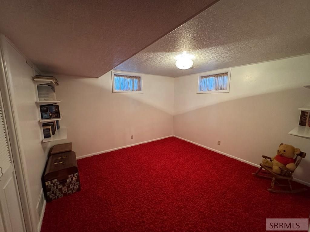 Image 49 of property listing at 1417 N 1100 E, Shelley, ID 83274