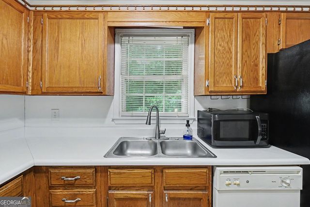 176 Deerfield Drive, Hiram, GA 30141